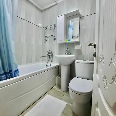 Квартира На Тулебаева Almaty Exterior photo